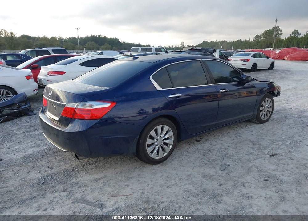 2013 HONDA ACCORD VIN: 1HGCR2F89DA054216