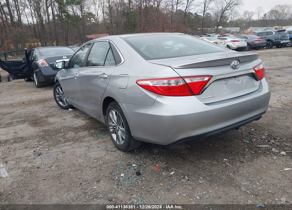 2017 TOYOTA CAMRY SE VIN: 4T1BF1FK3HU449212