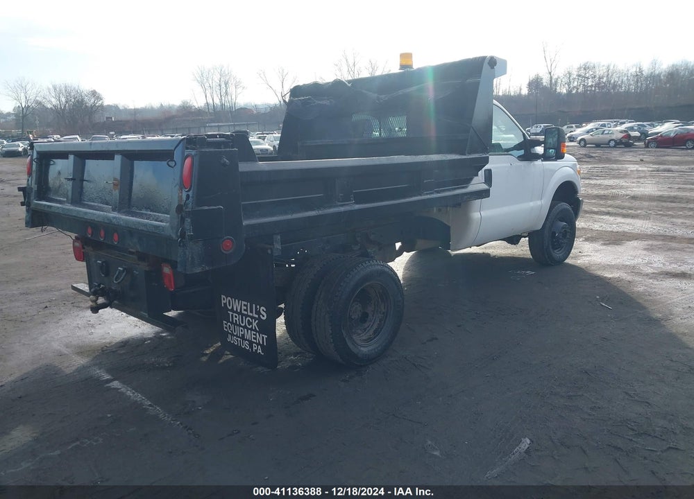 2014 FORD F-350 CHASSIS XL VIN: 1FDRF3H60EEA11361
