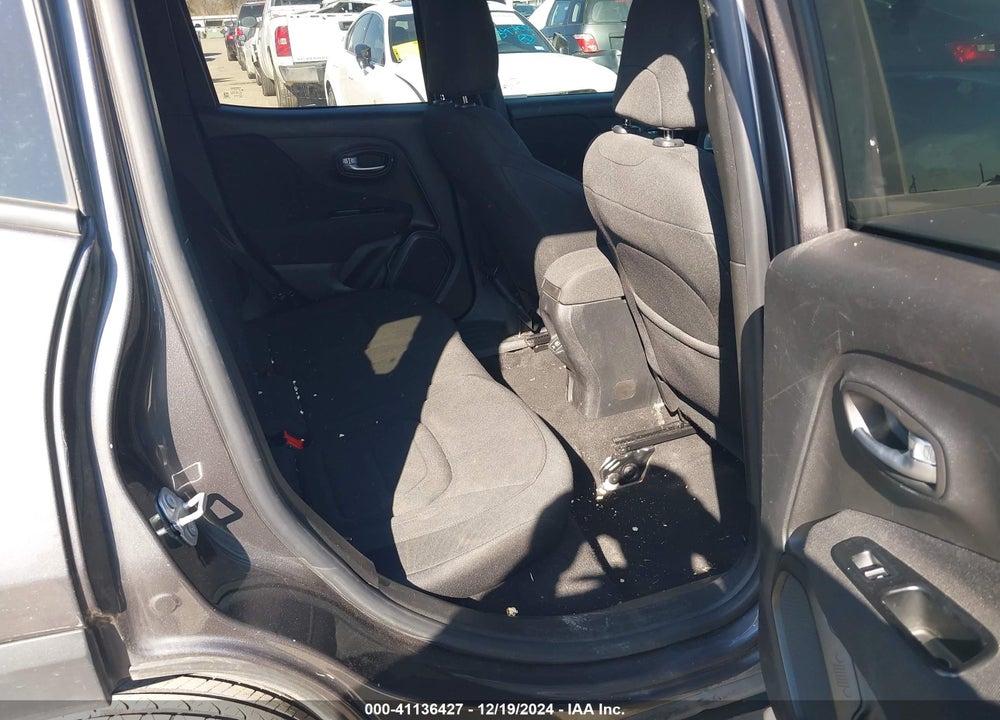 2019 JEEP RENEGADE VIN: ZACNJABB9KPK75819