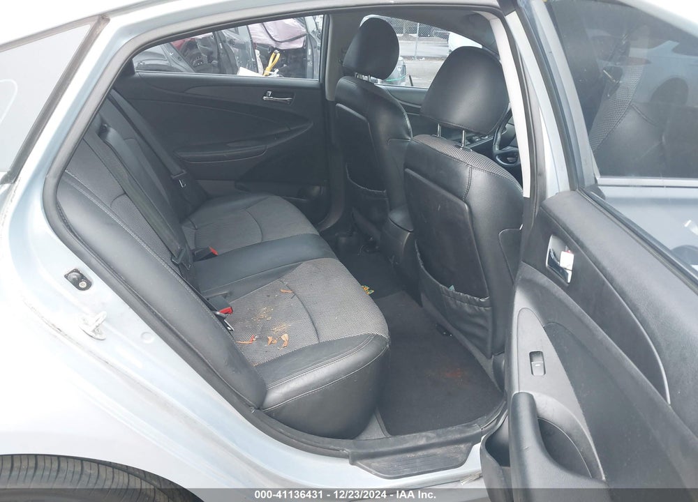 2011 HYUNDAI SONATA SE VIN: 5NPEC4AC1BH131831