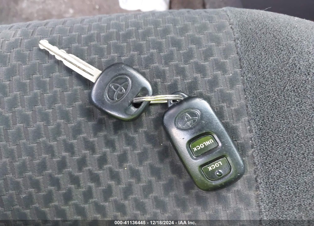2006 TOYOTA COROLLA S VIN: 1NXBR32EX6Z719844