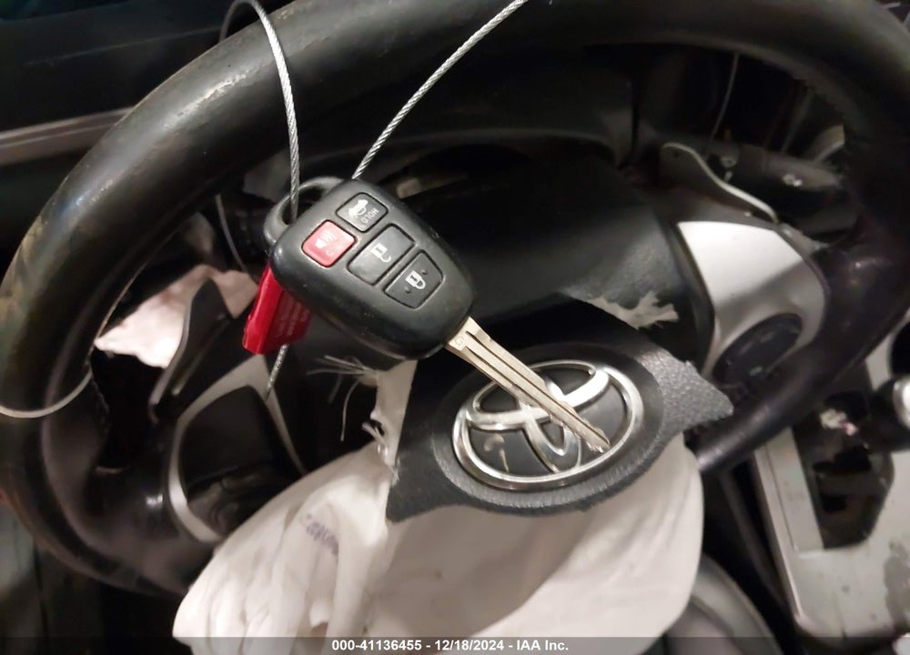 2013 TOYOTA CAMRY SE VIN: 4T1BF1FK2DU228016