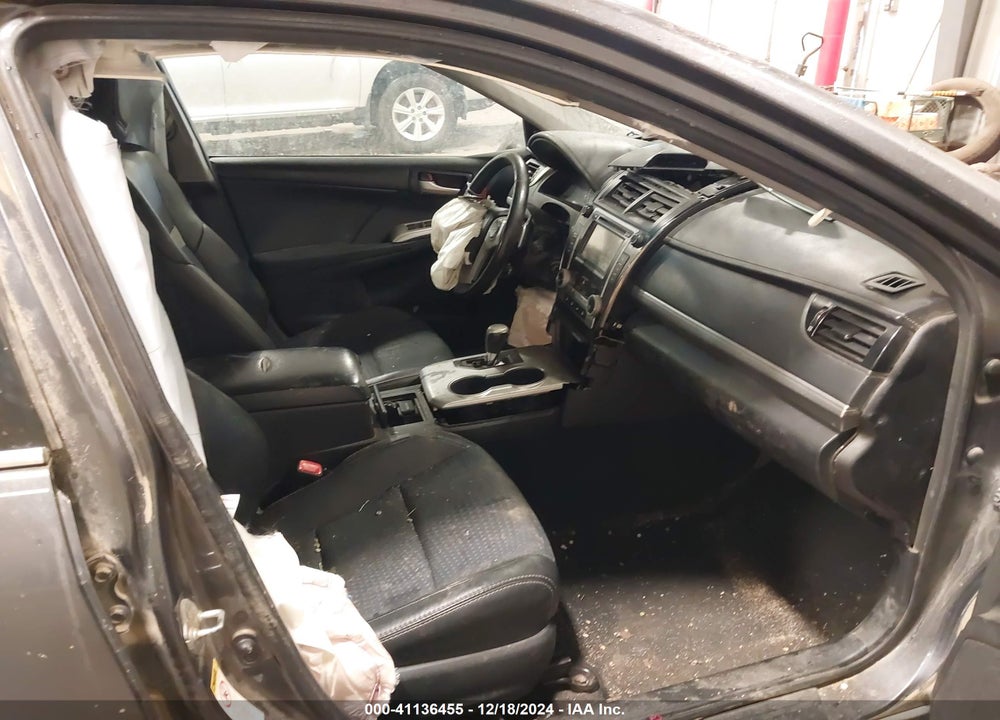 2013 TOYOTA CAMRY SE VIN: 4T1BF1FK2DU228016