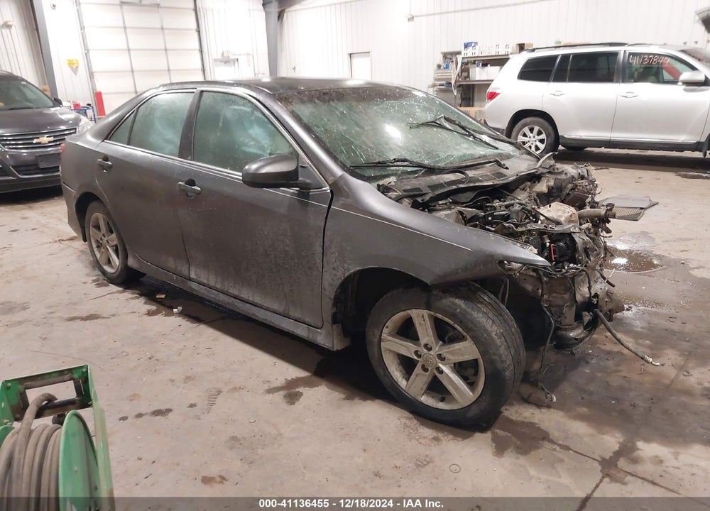 2013 TOYOTA CAMRY SE VIN: 4T1BF1FK2DU228016