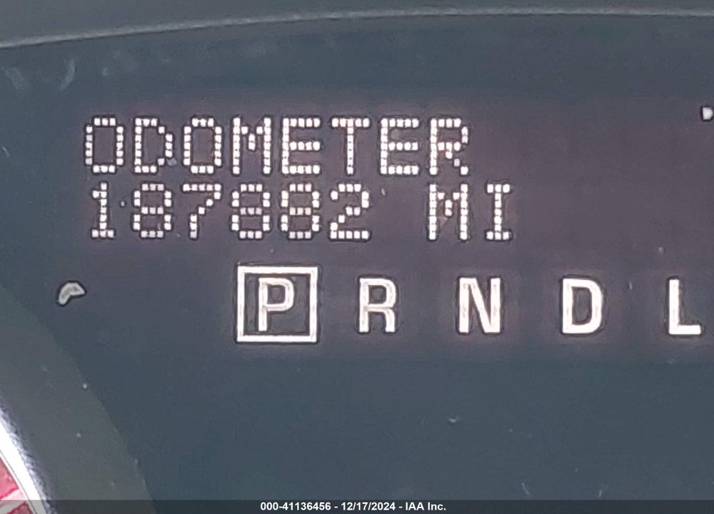 2008 GMC ACADIA SLT-2 VIN: 1GKEV33728J163325