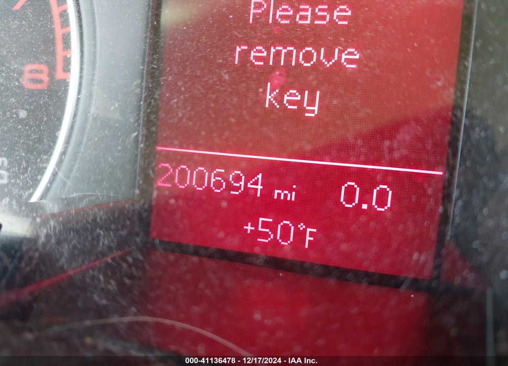 2011 AUDI A4 2.0T PREMIUM VIN: WAUBFAFL9BN048758