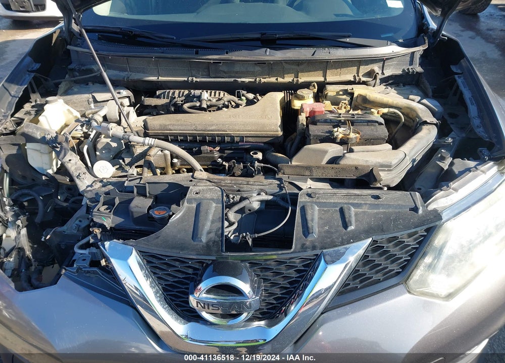 2015 NISSAN ROGUE S VIN: 5N1AT2MT4FC823044