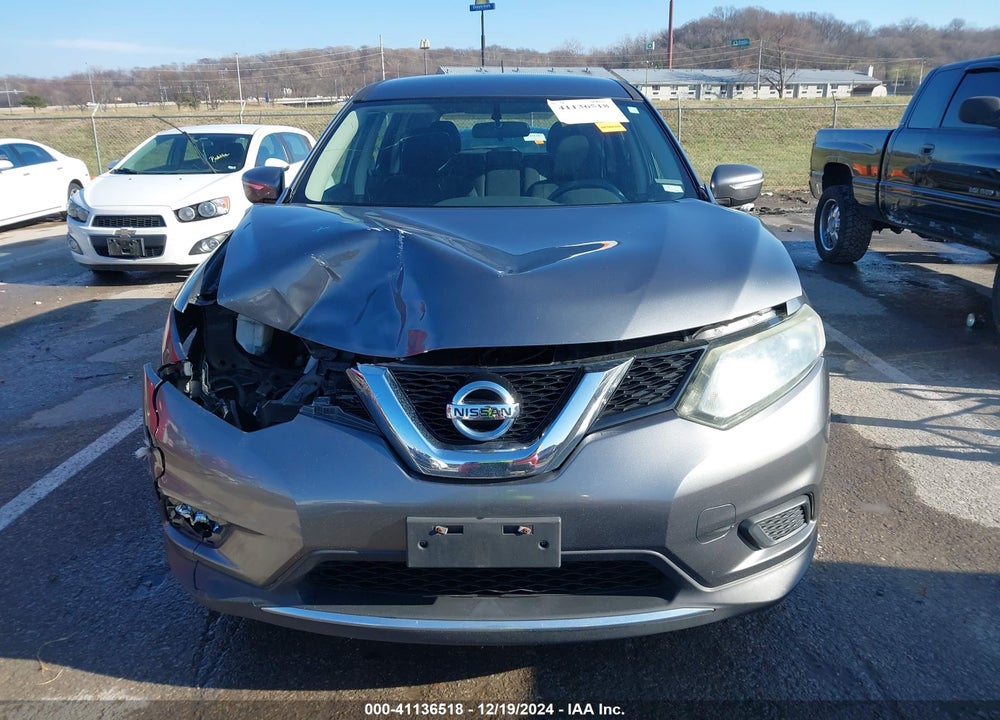2015 NISSAN ROGUE S VIN: 5N1AT2MT4FC823044