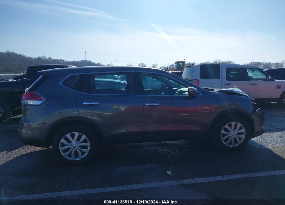 2015 NISSAN ROGUE S VIN: 5N1AT2MT4FC823044