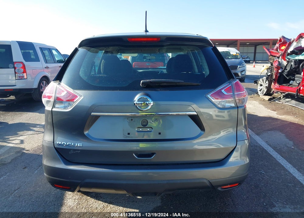 2015 NISSAN ROGUE S VIN: 5N1AT2MT4FC823044