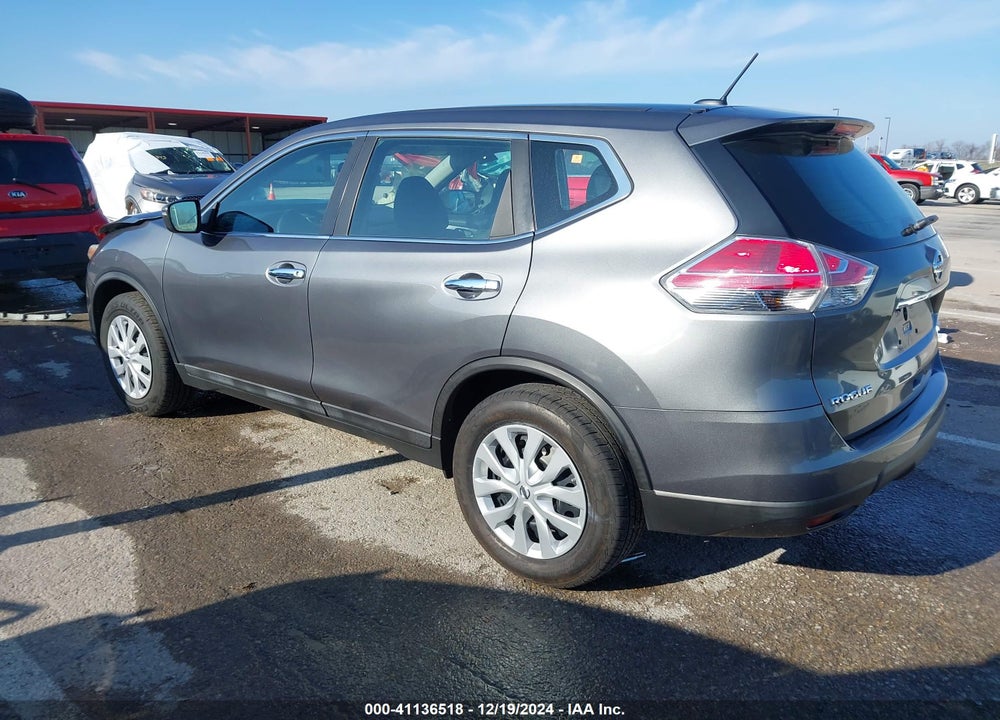 2015 NISSAN ROGUE S VIN: 5N1AT2MT4FC823044