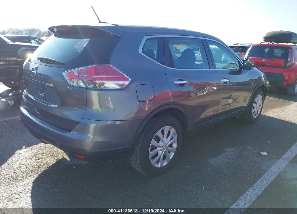 2015 NISSAN ROGUE S VIN: 5N1AT2MT4FC823044