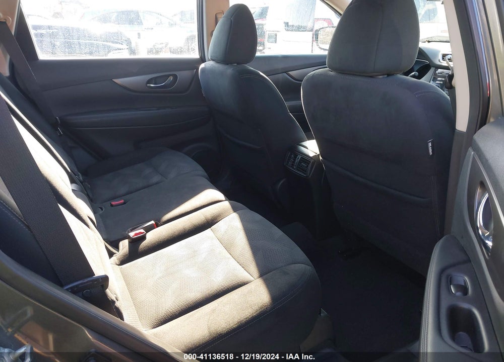 2015 NISSAN ROGUE S VIN: 5N1AT2MT4FC823044