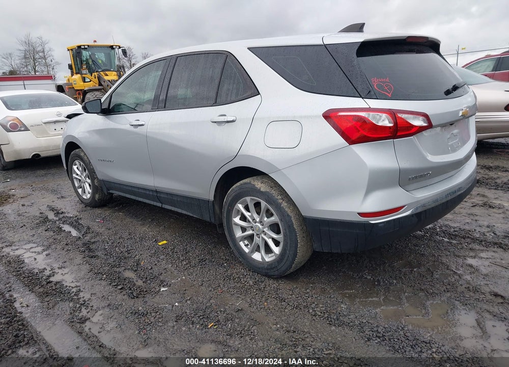 2018 CHEVROLET EQUINOX LS VIN: 2GNAXREV9J6125703