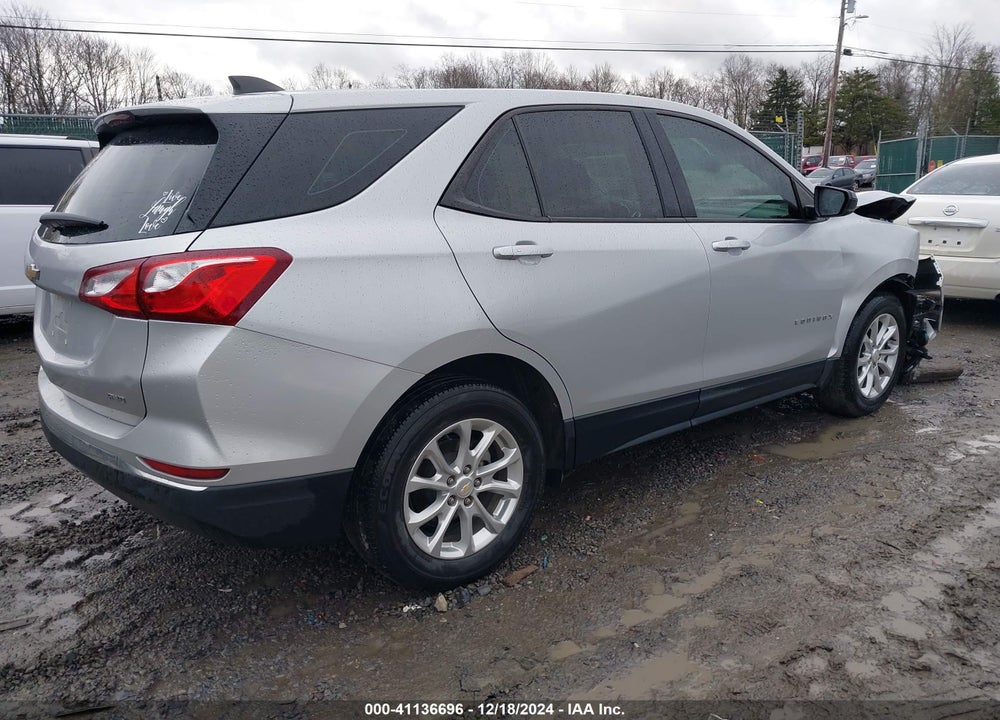 2018 CHEVROLET EQUINOX LS VIN: 2GNAXREV9J6125703