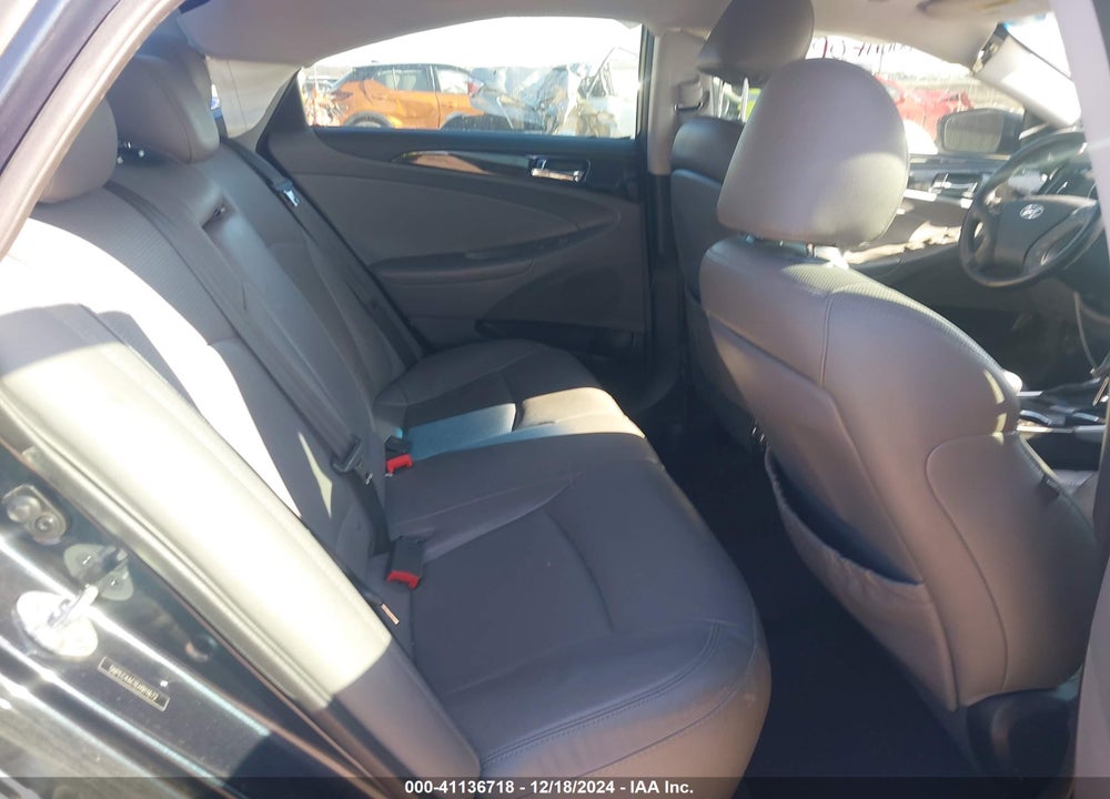 2014 HYUNDAI SONATA LIMITED VIN: 5NPEC4AC1EH911672
