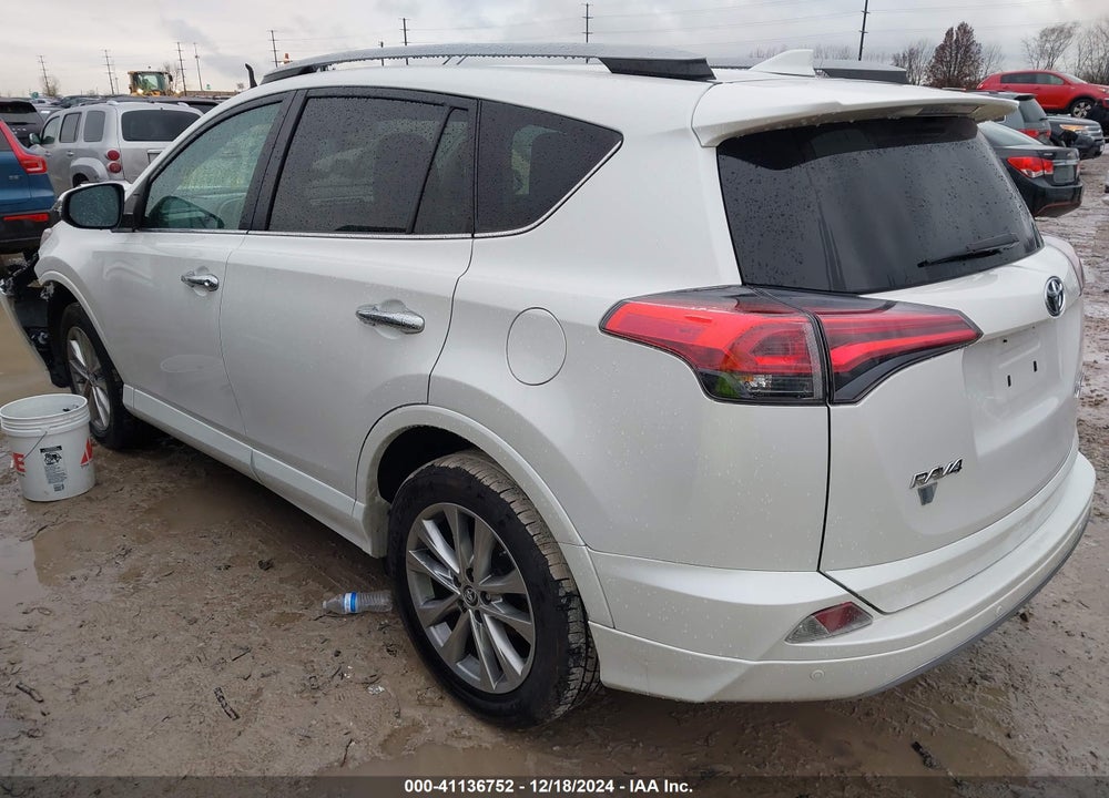 2017 TOYOTA RAV4 PLATINUM VIN: 2T3DFREV9HW547574