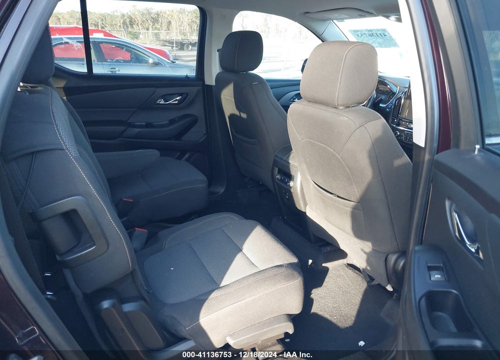 2018 CHEVROLET TRAVERSE 1LT VIN: 1GNERGKW5JJ145432
