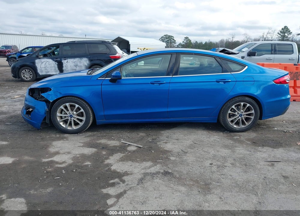 2019 FORD FUSION SE VIN: 3FA6P0HD7KR112378