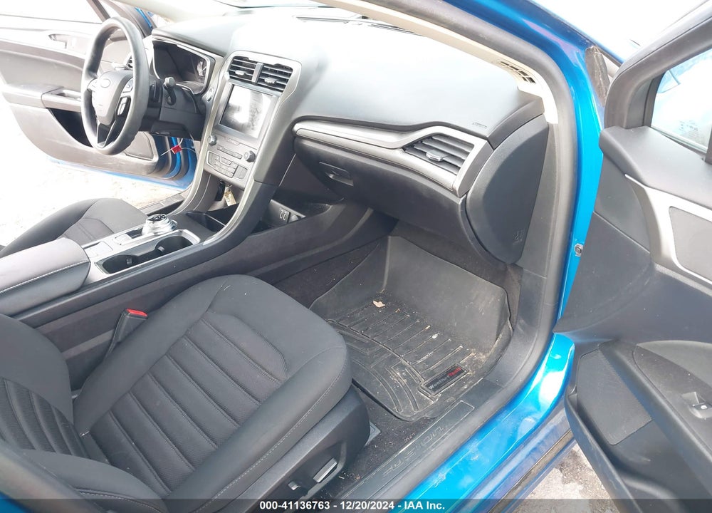 2019 FORD FUSION SE VIN: 3FA6P0HD7KR112378