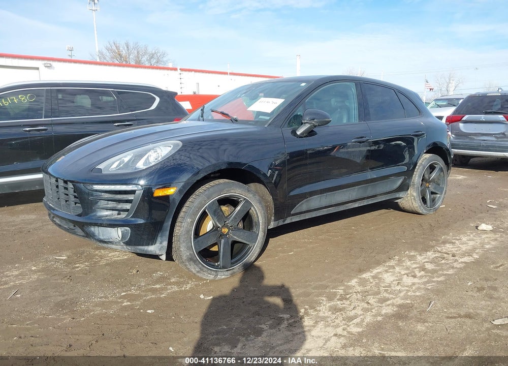2017 PORSCHE MACAN VIN: WP1AA2A53HLB03199