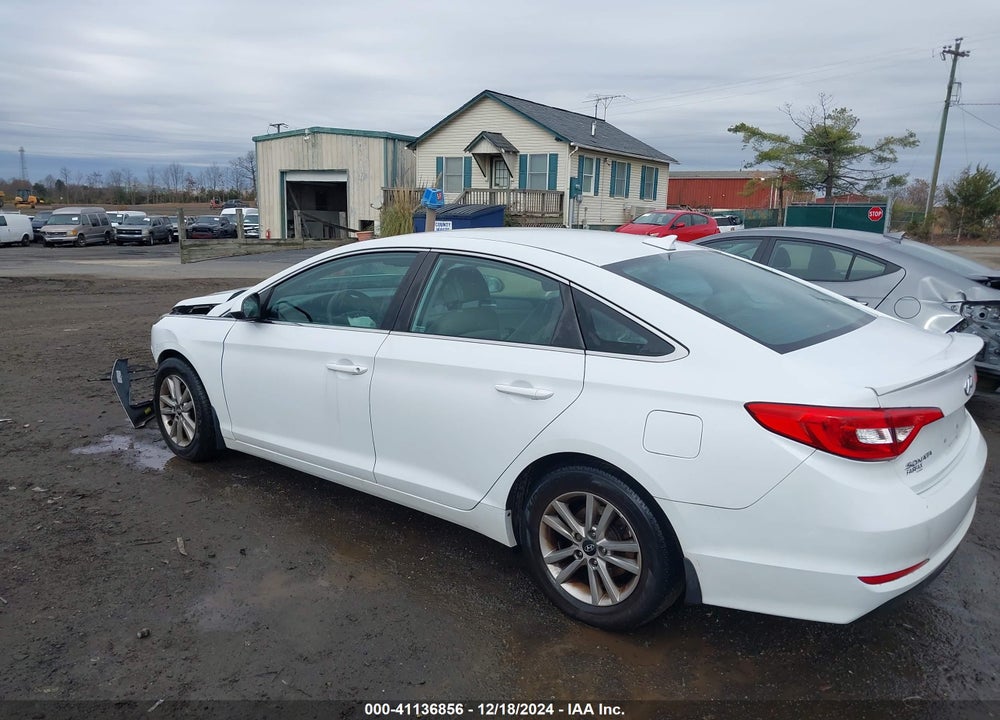 2016 HYUNDAI SONATA SE VIN: 5NPE24AF8GH322019