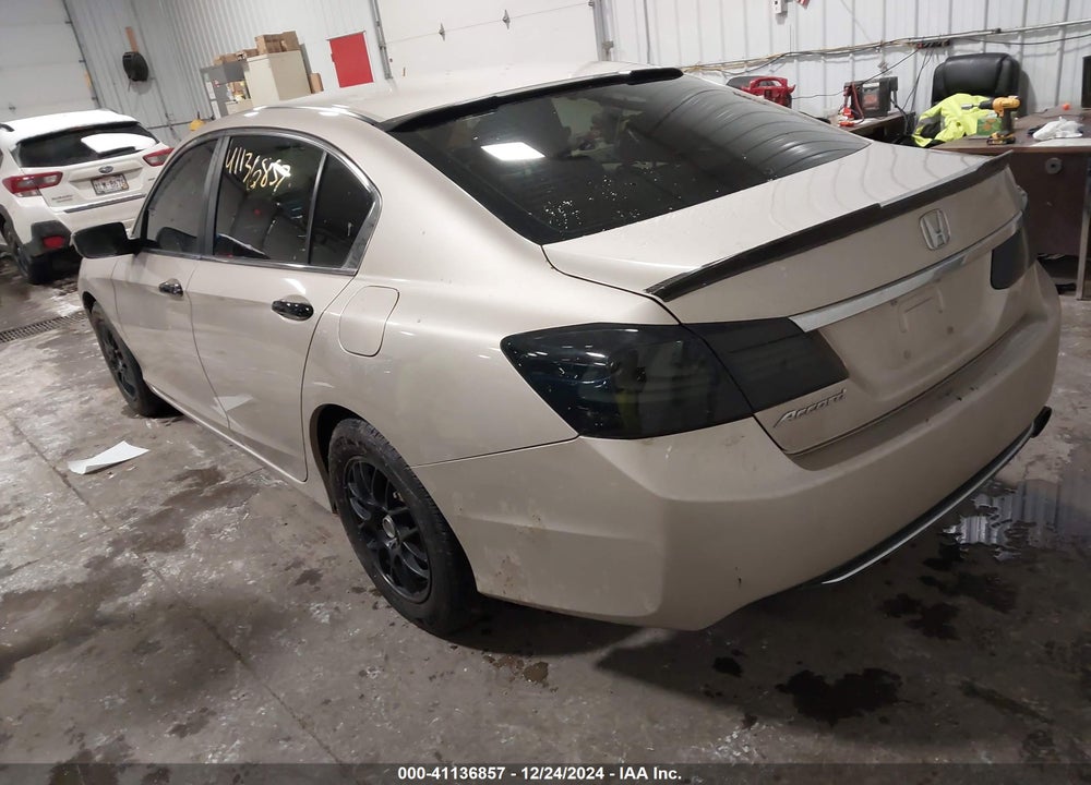 2013 HONDA ACCORD VIN: 1HGCR2F33DA184271