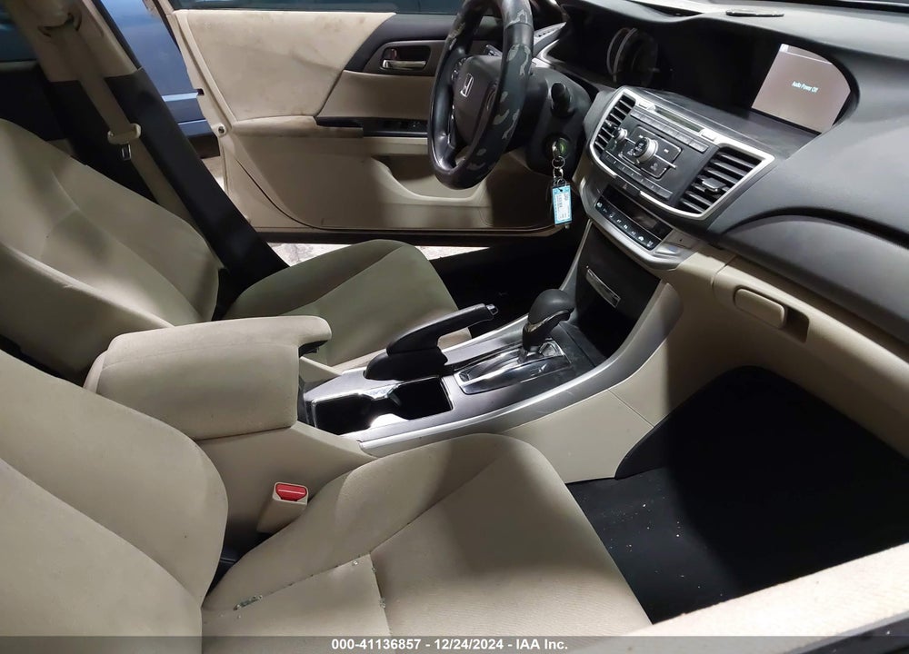 2013 HONDA ACCORD VIN: 1HGCR2F33DA184271