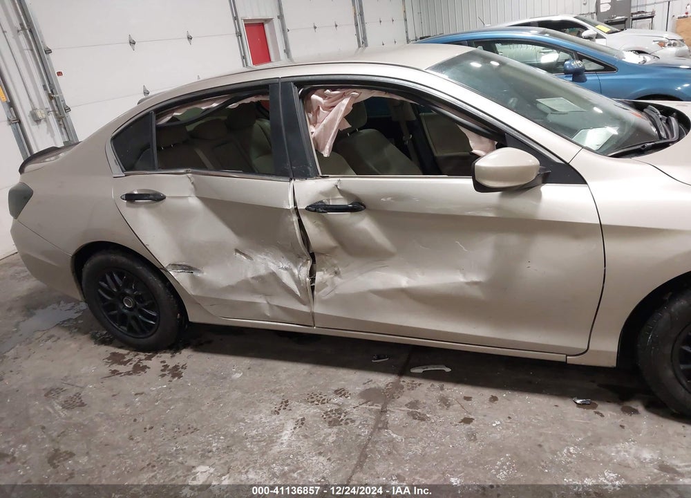 2013 HONDA ACCORD VIN: 1HGCR2F33DA184271
