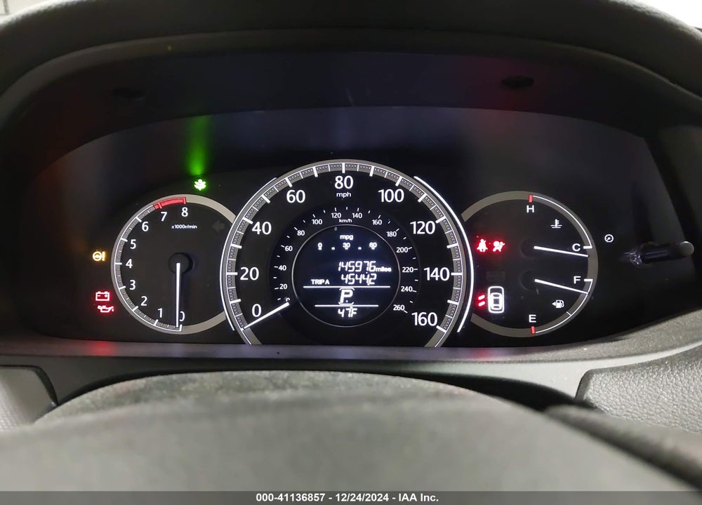 2013 HONDA ACCORD VIN: 1HGCR2F33DA184271
