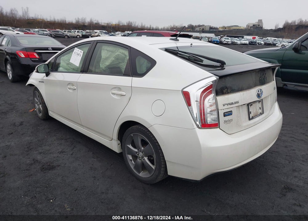 2015 TOYOTA PRIUS VIN: JTDKN3DU1F0420822