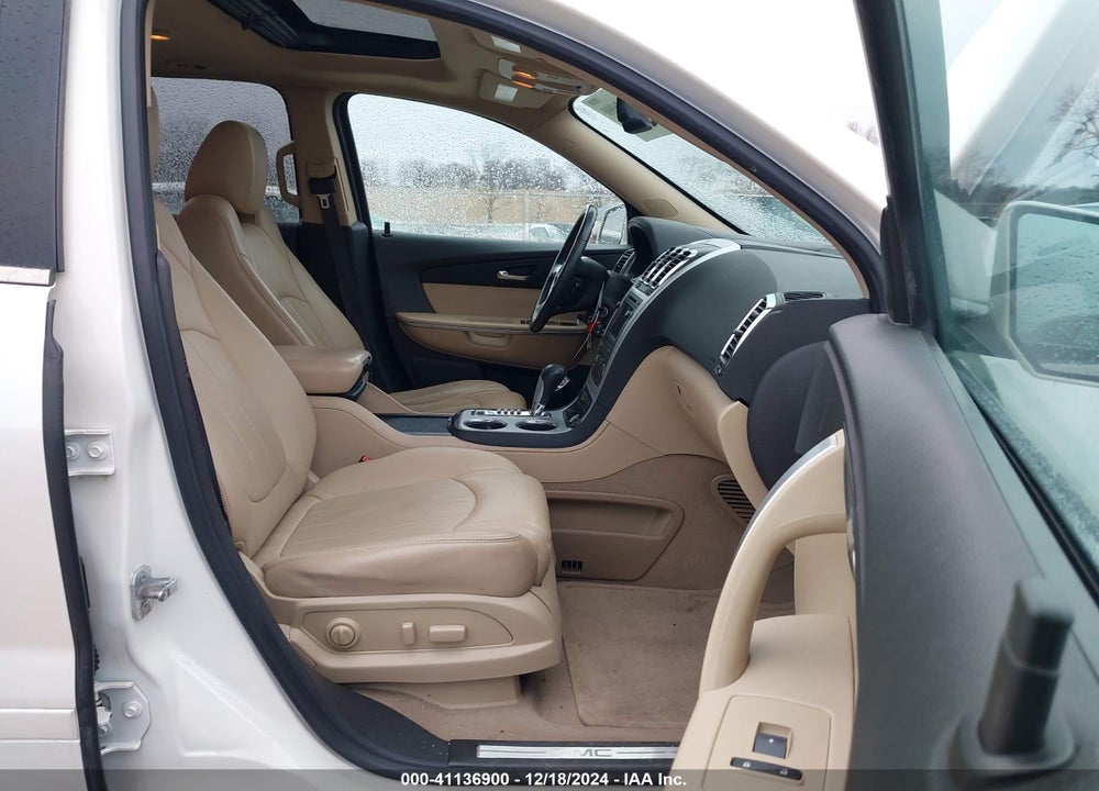 2011 GMC ACADIA SLT-2 VIN: 1GKKVSED8BJ275392