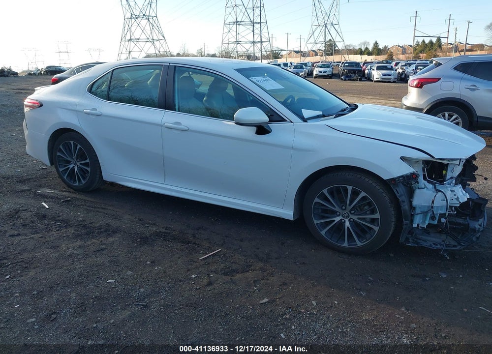 2020 TOYOTA CAMRY SE VIN: 4T1G11AK5LU995403