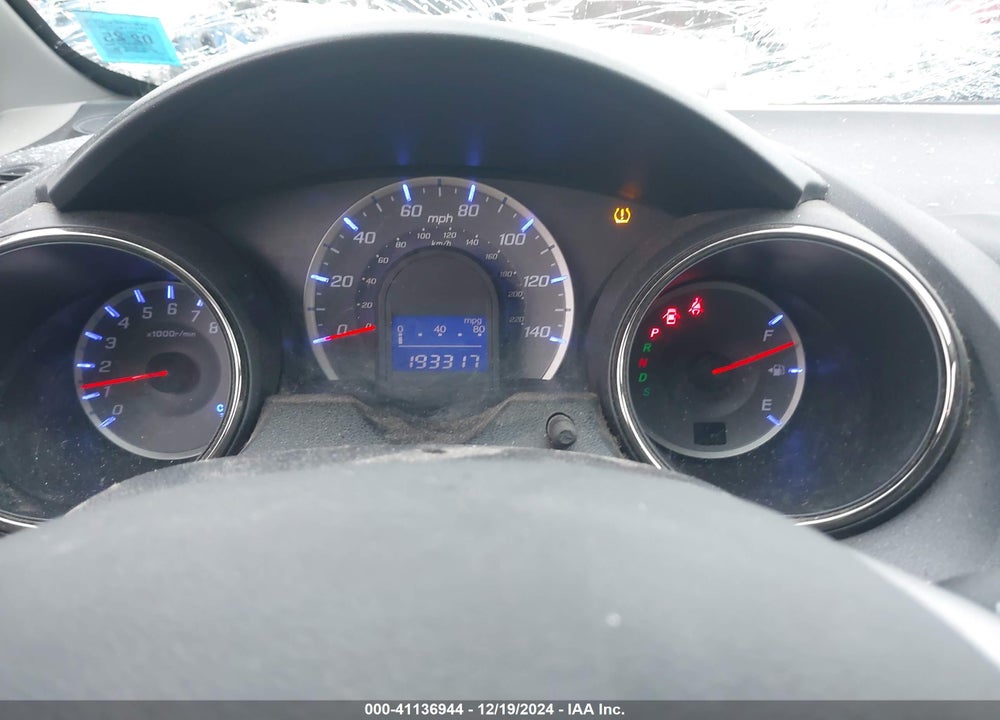 2013 HONDA FIT SPORT VIN: JHMGE8H50DC079008
