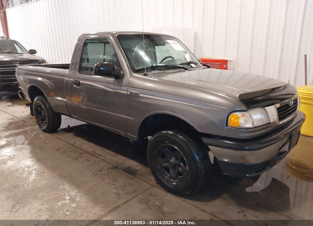 1998 MAZDA B2500 SE/SX VIN: 4F4YR12CXWTM21275