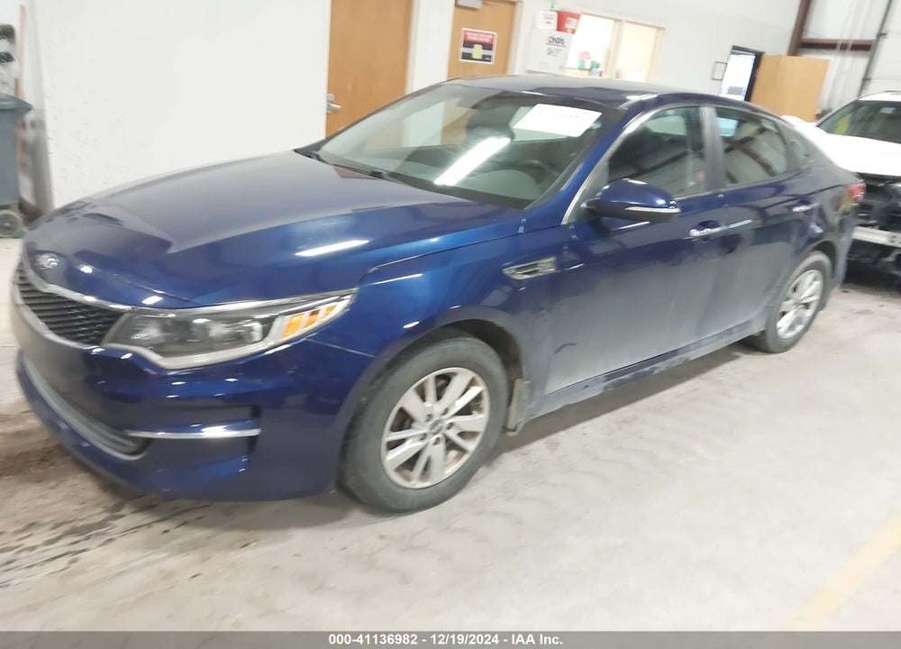 2017 KIA OPTIMA LX VIN: 5XXGT4L32HG158546