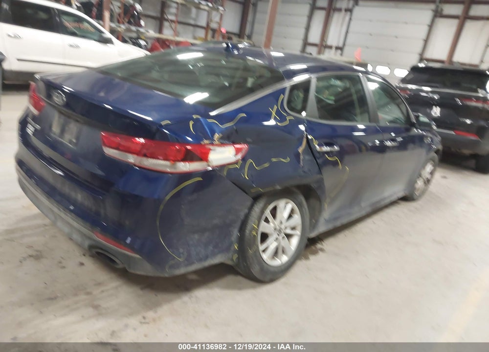 2017 KIA OPTIMA LX VIN: 5XXGT4L32HG158546