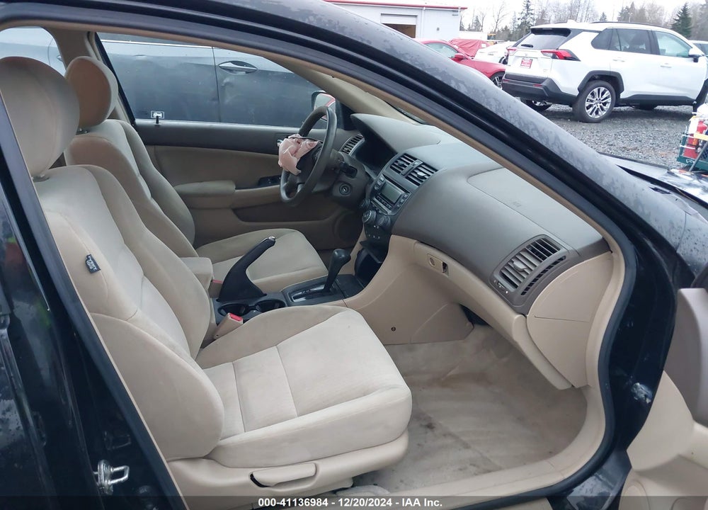2005 HONDA ACCORD 2.4 LX VIN: 1HGCM56435A109113