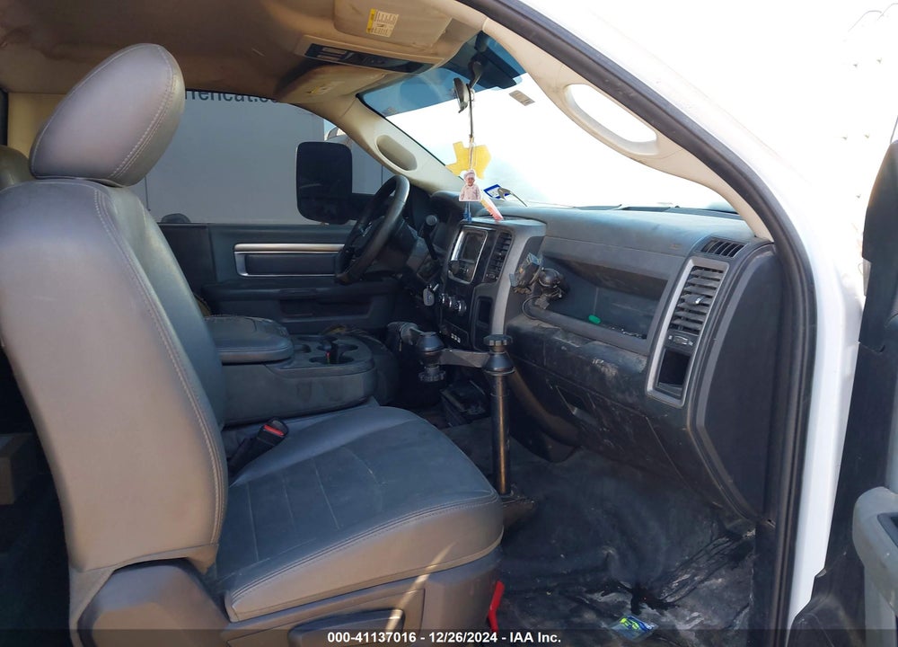2017 RAM 5500 CHASSIS TRADESMAN/SLT VIN: 3C7WRMBJ1HG654206