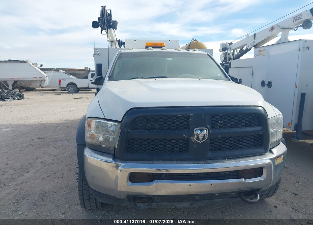 2017 RAM 5500 CHASSIS TRADESMAN/SLT VIN: 3C7WRMBJ1HG654206