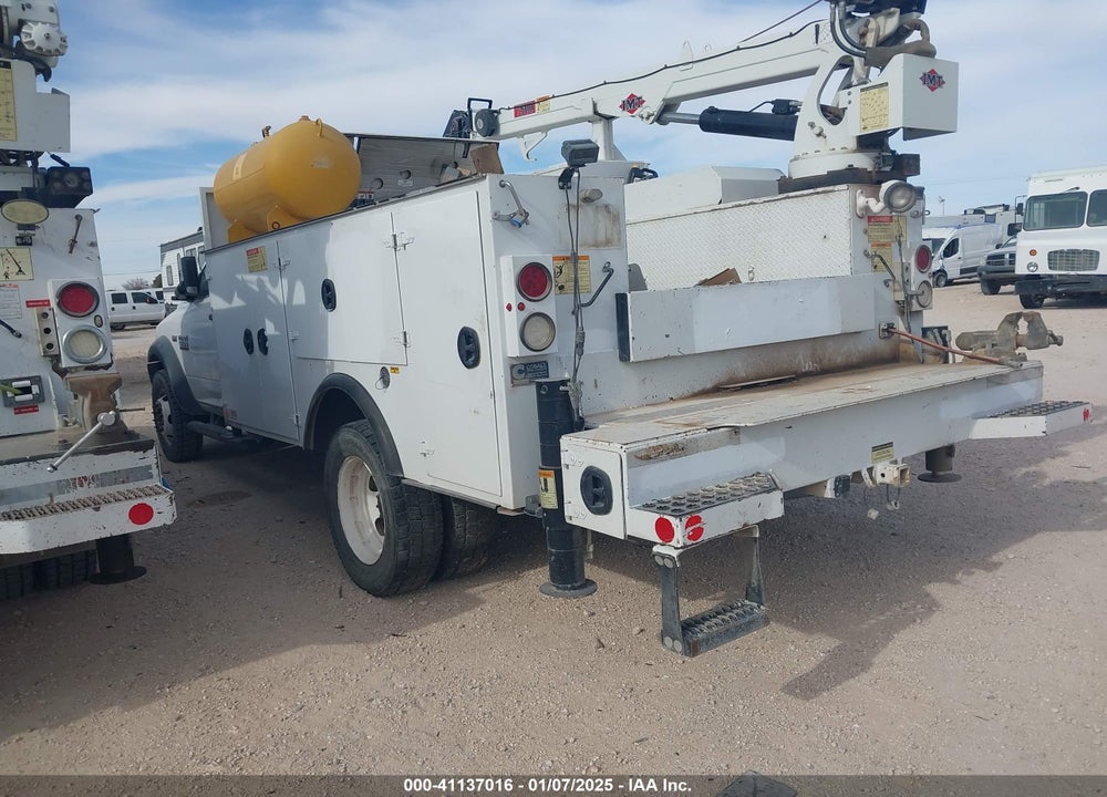 2017 RAM 5500 CHASSIS TRADESMAN/SLT VIN: 3C7WRMBJ1HG654206