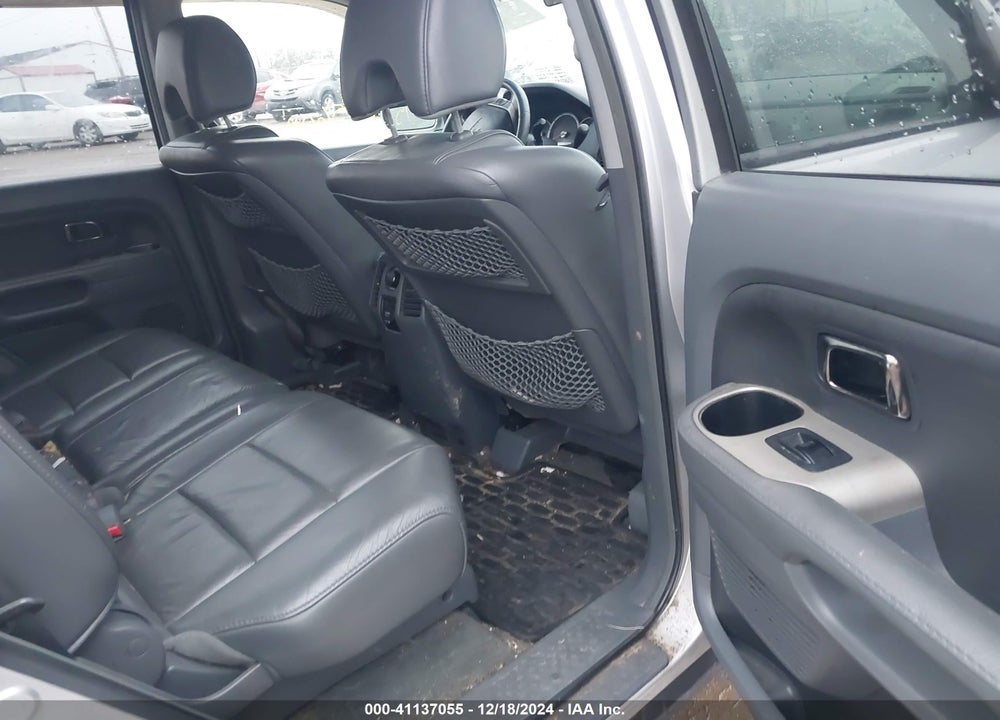 2008 HONDA PILOT EX-L VIN: 5FNYF18598B049251