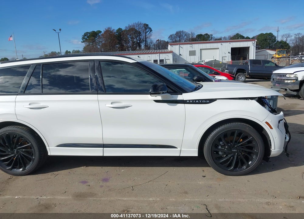 2024 LINCOLN AVIATOR VIN: 5LM5J7WC6RGL07876