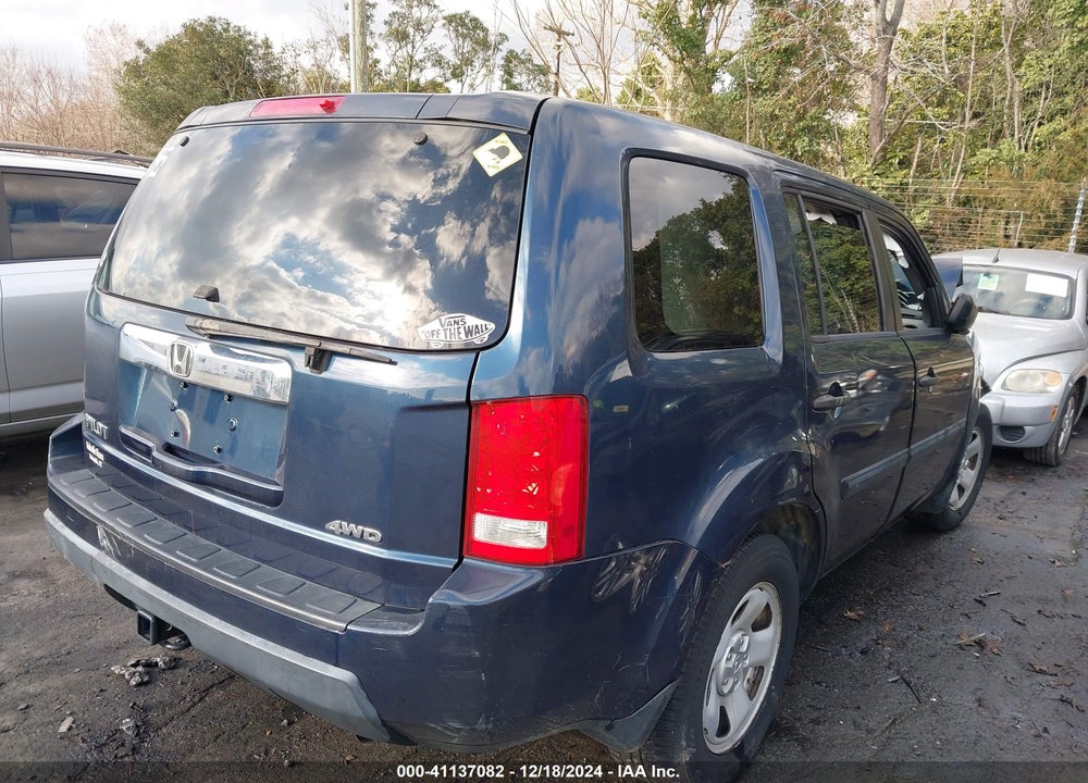 2011 HONDA PILOT LX VIN: 5FNYF4H27BB097300