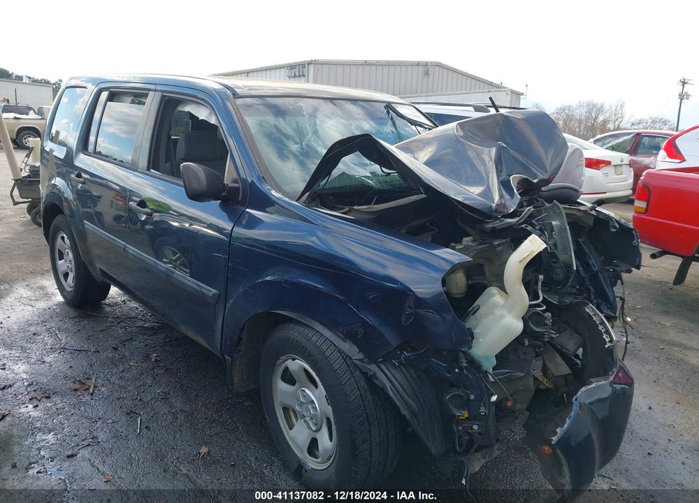 2011 HONDA PILOT LX VIN: 5FNYF4H27BB097300
