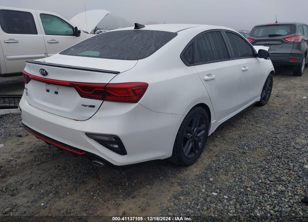 2021 KIA FORTE VIN: 3KPF34ADXME312351