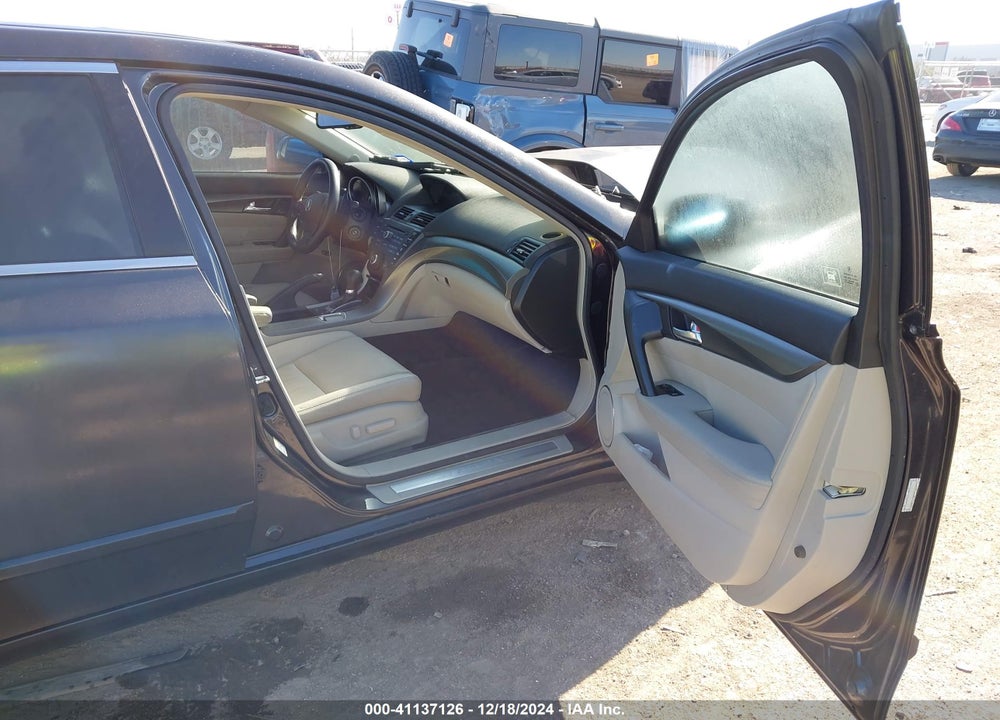 2012 ACURA TL 3.5 VIN: 19UUA8F21CA023390