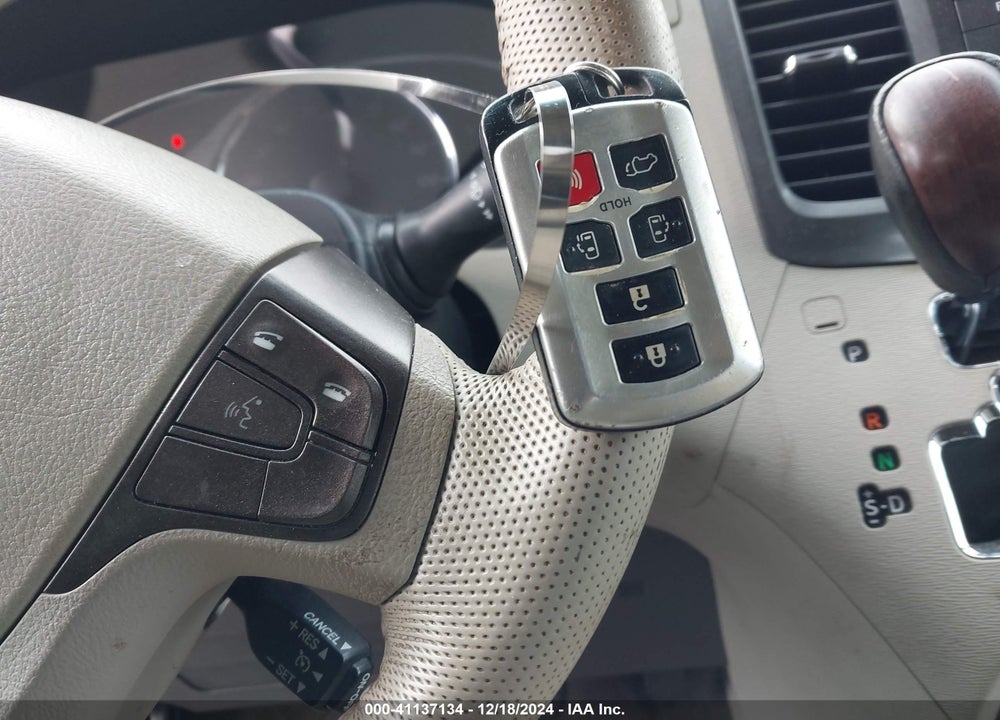 2012 TOYOTA SIENNA XLE LIMITED VIN: 5TDYK3DC9CS207412