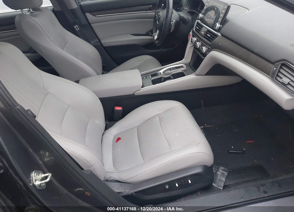2019 HONDA ACCORD TOURING 2.0T VIN: 1HGCV2F96KA021756
